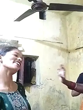 Jaanvi G online show from October 29, 2025, 1:24 pm