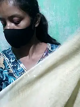 Jaanvi G online show from December 15, 2025, 2:10 pm