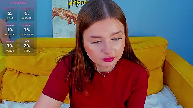 Maria Reiiden online show from October 12, 2025, 8:24 am