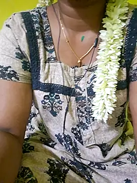 Snapshot of tamil_kanaka chatting on July 9, 2026, 4:00 pm tamil kanaka online show from July 9, 2026, 4:00 pm