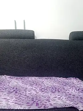 pontsho2004 online show from October 18, 2025, 6:19 pm