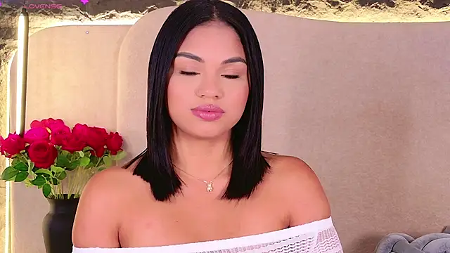 AmyCarammel online show from November 13, 2025, 5:56 pm