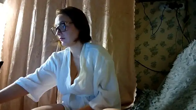 Snapshot of DiskedPolicy chatting on December 16, 2025, 9:09 pm DiskedPolicy online show from December 16, 2025, 9:09 pm