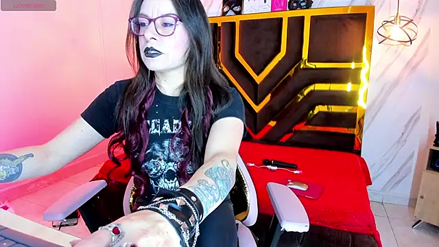 Evangelinejoness  online show from October 16, 2025, 11:44 am