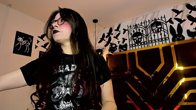 Evangelinejoness  online show from November 10, 2025, 11:31 am