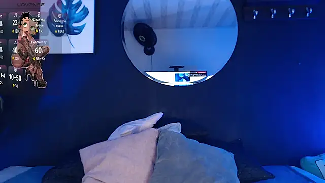 Snapshot of TamaraaRoss_ chatting on January 9, 2026, 6:53 pm TamaraaRoss online show from January 9, 2026, 6:53 pm