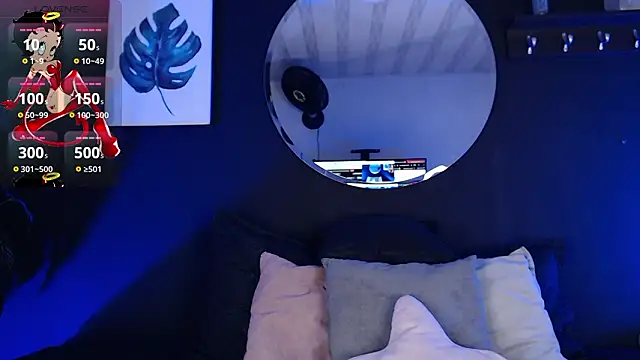 Snapshot of TamaraaRoss_ chatting on January 14, 2026, 6:46 pm TamaraaRoss online show from January 14, 2026, 6:46 pm