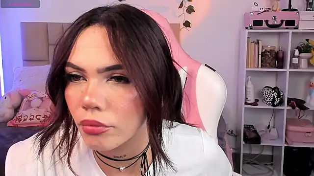 GabrielaBali online show from December 22, 2025, 1:57 am