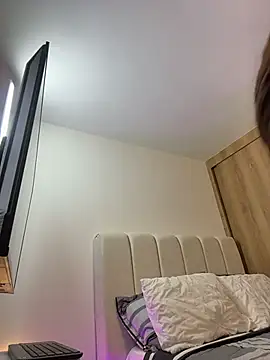 Snapshot of santi_Rush chatting on October 15, 2025, 10:10 pm santi Rush online show from October 15, 2025, 10:10 pm