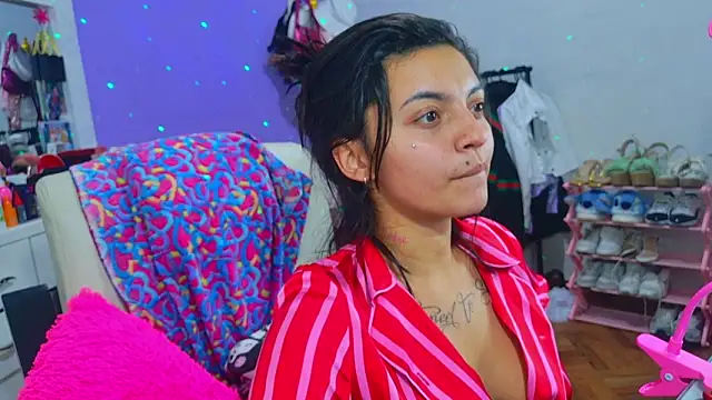 Snapshot of Liisaa_Kiss chatting on February 10, 2026, 6:06 am Liisaa Kiss online show from February 10, 2026, 6:06 am