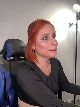 Adeline 1 online show from October 26, 2025, 8:59 pm