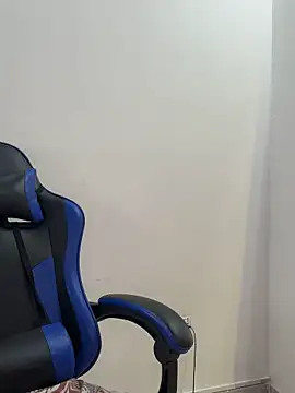 Snapshot of Adeline_1 chatting on January 8, 2026, 2:36 am Adeline 1 online show from January 8, 2026, 2:36 am