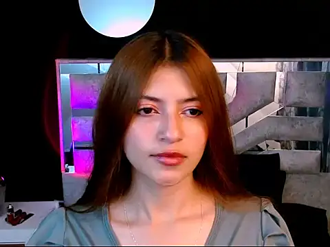 viky evanss online show from November 12, 2025, 7:24 pm