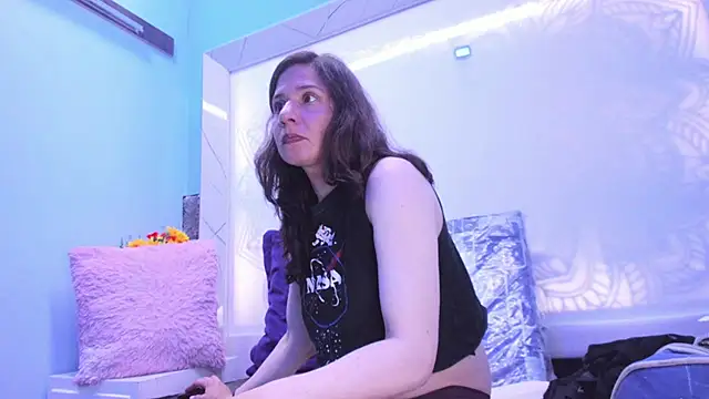 Kylie Bloom online show from February 24, 2026, 8:07 pm