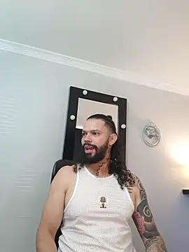 AlukardBig online show from November 11, 2025, 2:28 pm