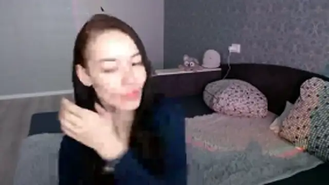 Daphne Darkthorn online show from November 16, 2025, 10:10 am