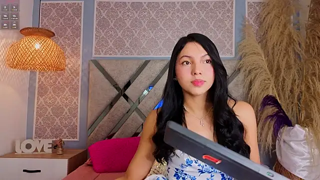 Snapshot of danna_peters chatting on February 25, 2026, 7:45 pm danna peters online show from February 25, 2026, 7:45 pm