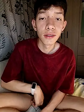 heyy noah11 online show from December 18, 2025, 12:49 am