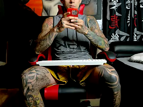 Molotov Explosive online show from October 17, 2025, 12:01 am