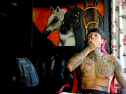 Molotov Explosive online show from December 1, 2025, 7:08 pm