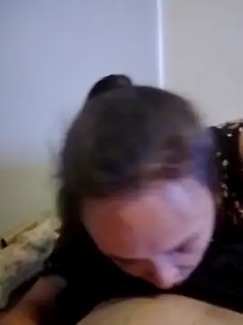 Snapshot of creamycouple69 chatting on October 17, 2025, 6:38 am creamycouple69 online show from October 17, 2025, 6:38 am