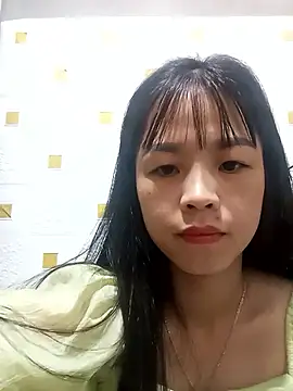 Snapshot of Su_symeo chatting on October 16, 2025, 8:21 pm Su symeo online show from October 16, 2025, 8:21 pm