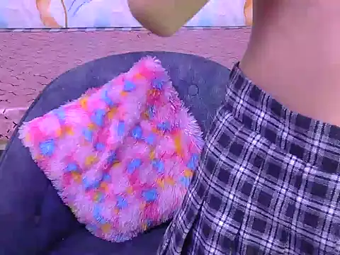 Snapshot of hii_tanisha chatting on February 17, 2026, 5:15 am hii tanisha online show from February 17, 2026, 5:15 am