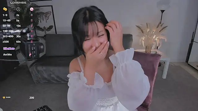 Snapshot of Erika_Kim chatting on February 27, 2026, 6:35 am Erika Kim online show from February 27, 2026, 6:35 am