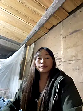 Maymay   online show from December 4, 2025, 6:44 am