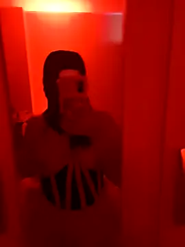 xcodigorojo online show from November 2, 2025, 4:15 am