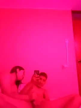 xcodigorojo online show from November 4, 2025, 6:23 am