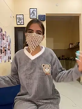 Snapshot of deepikaa_aroraa chatting on January 11, 2026, 4:23 pm deepikaa aroraa online show from January 11, 2026, 4:23 pm