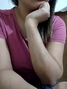 Tanha18 online show from November 23, 2025, 6:52 pm