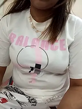 Tanha18 online show from March 29, 2026, 1:33 pm