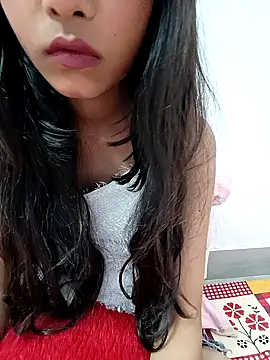 Mustardqueen online show from October 15, 2025, 2:28 pm