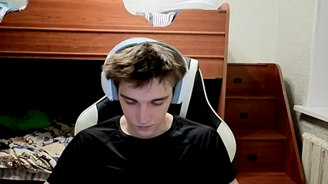 sweeetangeel online show from November 4, 2025, 5:56 pm