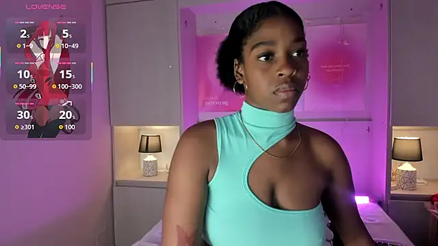 Snapshot of MaraBaker chatting on November 11, 2025, 11:43 am MaraBaker online show from November 11, 2025, 11:43 am