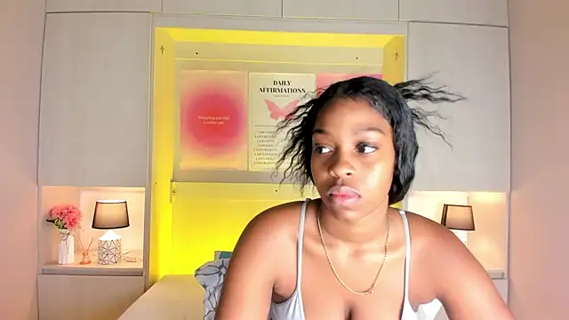 Snapshot of MaraBaker chatting on November 19, 2025, 12:05 pm MaraBaker online show from November 19, 2025, 12:05 pm