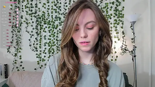 Snapshot of sweet_and_flirt chatting on November 1, 2025, 7:10 am sweet and flirt online show from November 1, 2025, 7:10 am