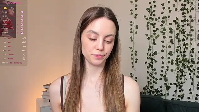 Snapshot of sweet_and_flirt chatting on November 28, 2025, 7:11 am sweet and flirt online show from November 28, 2025, 7:11 am