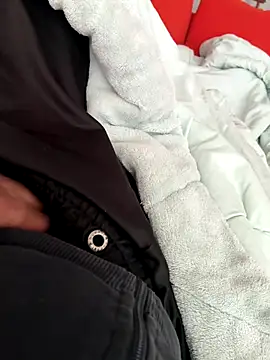 Snapshot of 35izmir3535i chatting on October 13, 2025, 5:18 am 35izmir3535i online show from October 13, 2025, 5:18 am