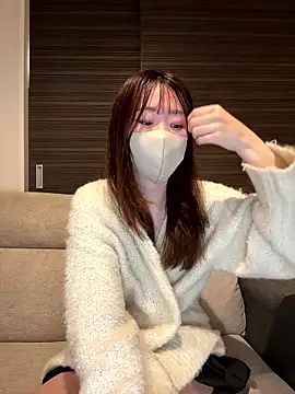 Snapshot of yura_ra_ra chatting on November 5, 2025, 11:32 am yura ra ra online show from November 5, 2025, 11:32 am