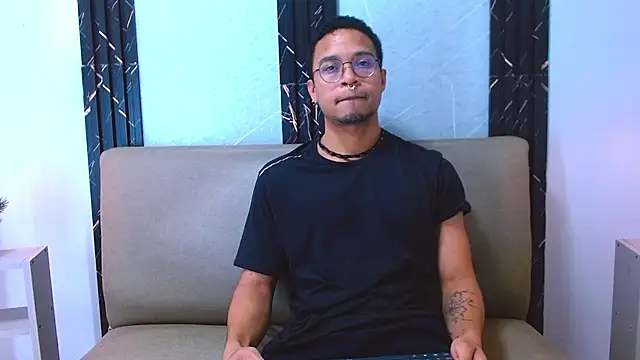 Snapshot of Jayden_Morris chatting on December 17, 2025, 11:49 am Jayden Morris online show from December 17, 2025, 11:49 am