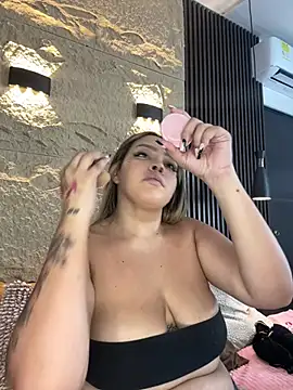 GenesisBlaze online show from April 17, 2026, 7:39 pm