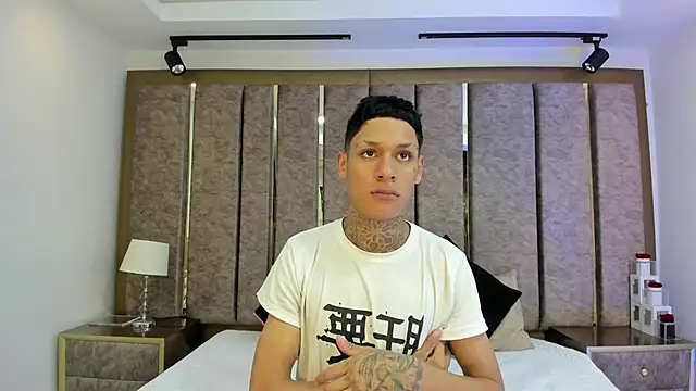 GaelCarter online show from October 18, 2025, 4:37 am