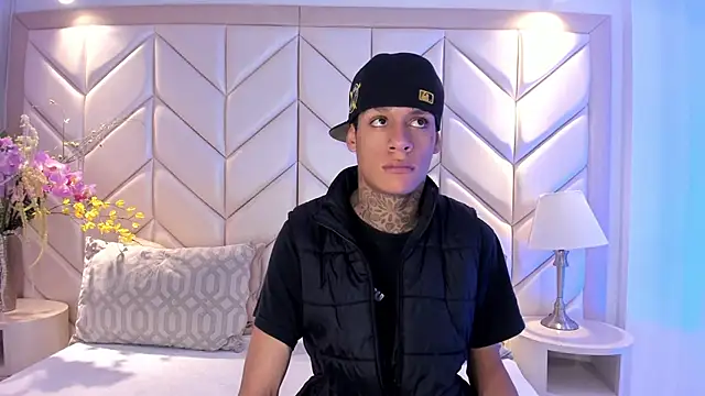 GaelCarter online show from November 15, 2025, 3:59 am