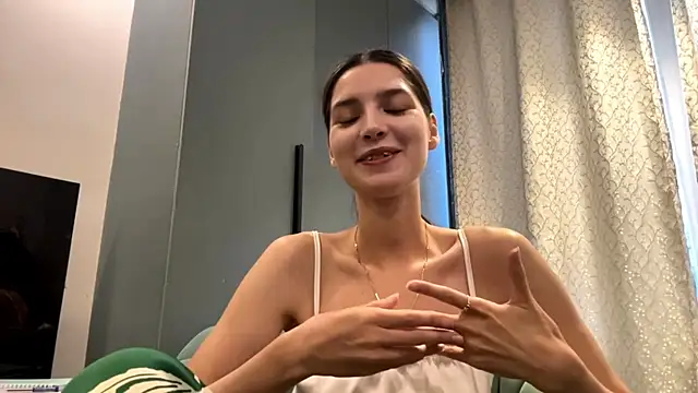 AlessiaChen online show from October 26, 2025, 8:09 am