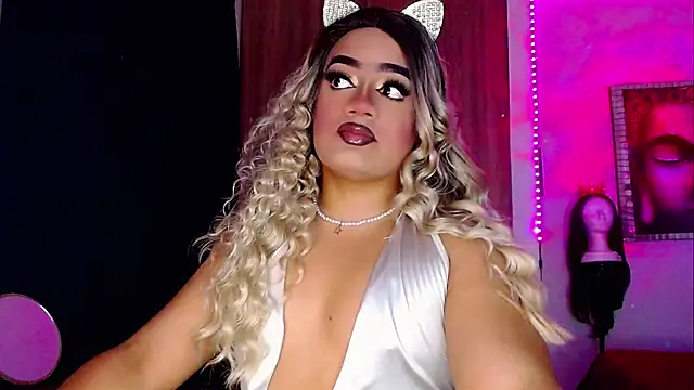 Snapshot of Sofiabigcock22 chatting on February 7, 2026, 11:36 am Sofiabigcock22 online show from February 7, 2026, 11:36 am