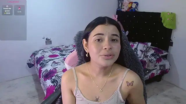 Snapshot of Megan_ve chatting on February 10, 2026, 9:08 pm Megan ve online show from February 10, 2026, 9:08 pm