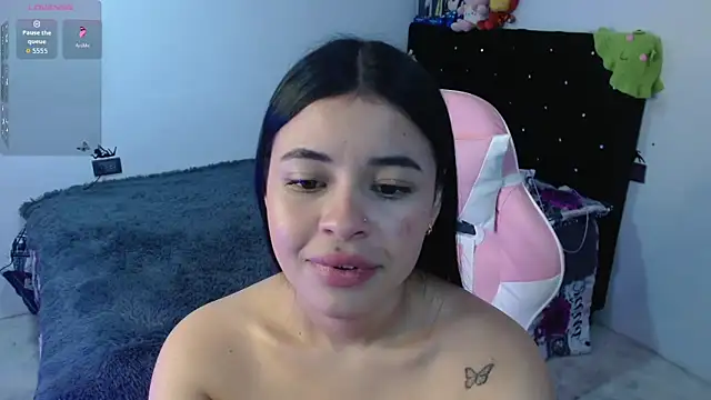 Snapshot of Megan_ve chatting on February 23, 2026, 2:09 am Megan ve online show from February 23, 2026, 2:09 am